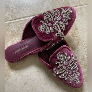 Antonio Melani gemstoned flats size 6.5